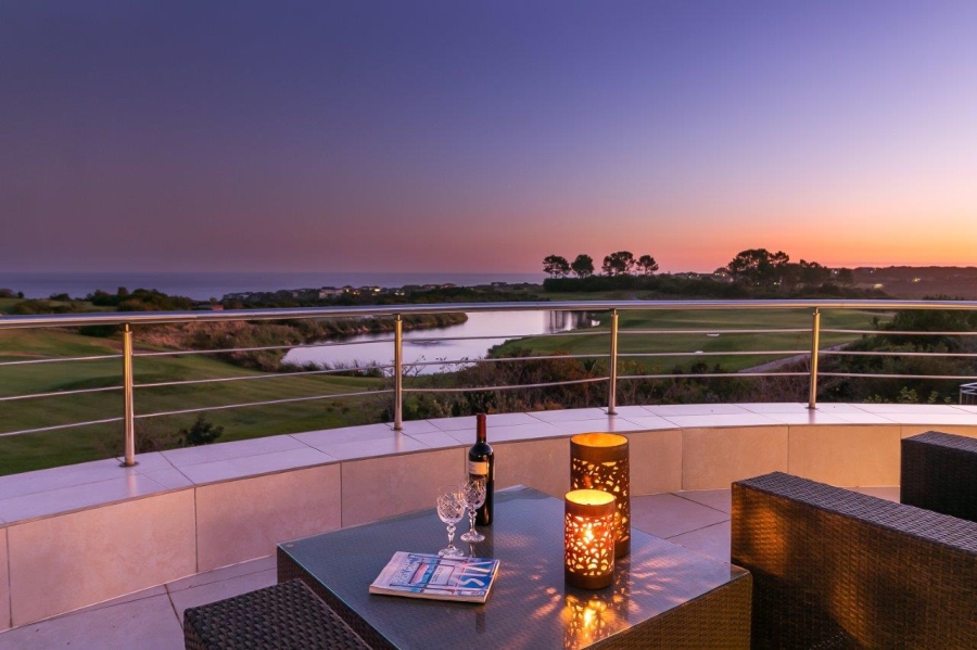 5 Bedroom Property for Sale in Pezula Golf Estate Western Cape